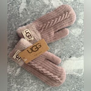 UGG Warm Mittens